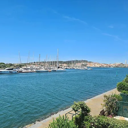 Appartement T2 Avec Cabine, 4 Couchages, Vue Port, Parking, Pres Plage - Fr-1-249-414