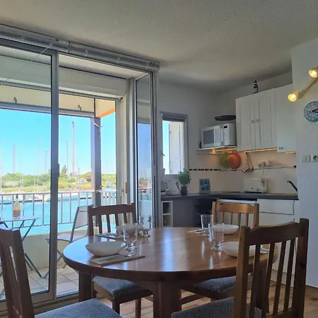 Appartement T2 Avec Cabine, 4 Couchages, Vue Port, Parking, Pres Plage - Fr-1-249-414 *